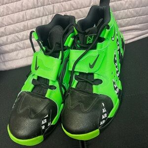 Nike Green and Black High-Top Sneakers